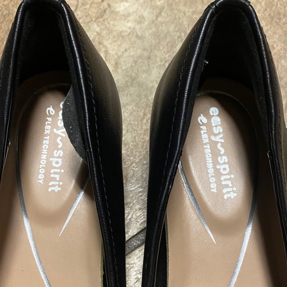 Easy Spirit Women's Classic Black 6.5M Leather Dress Shoes - Picture 4 of 10